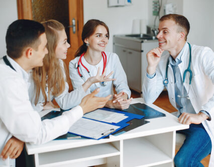 The Benefits of Getting Educated in Healthcare